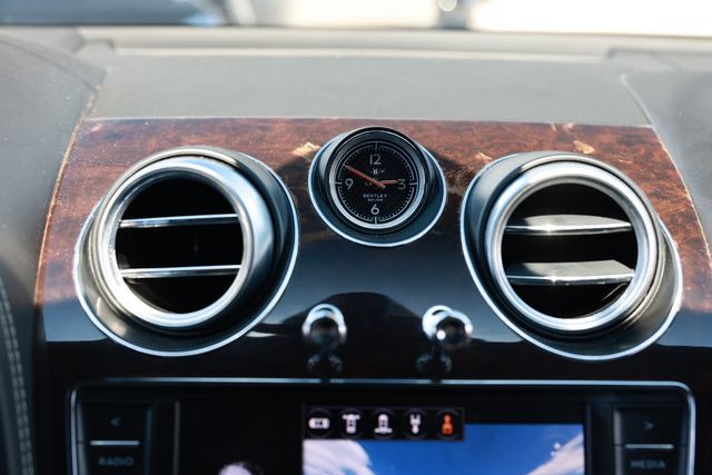 2018 Bentley Bentayga Base - Photo 39