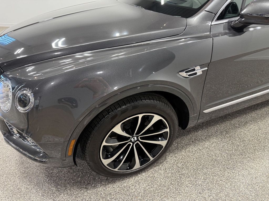 2018 Bentley Bentayga Activity Edition AWD - 23031109 - 14