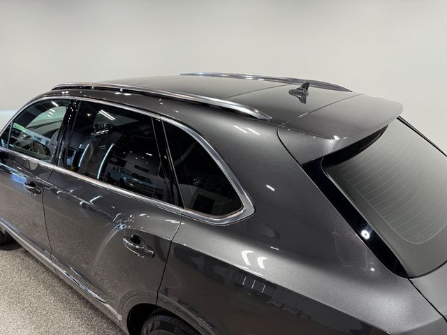 2018 Bentley Bentayga Activity Edition AWD - 23031109 - 24