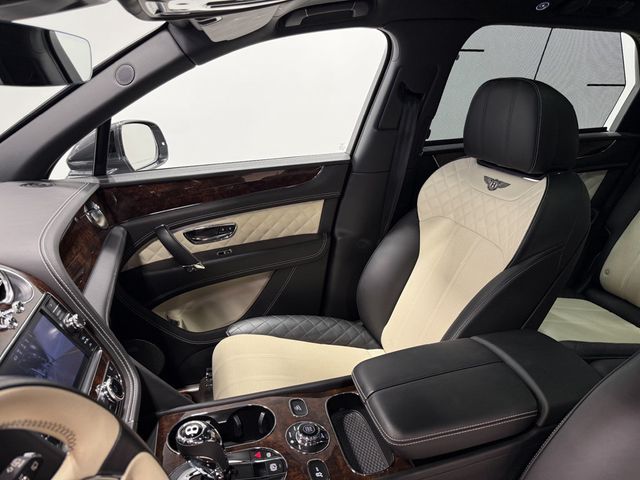 2018 Bentley Bentayga Activity Edition AWD - 23031109 - 27