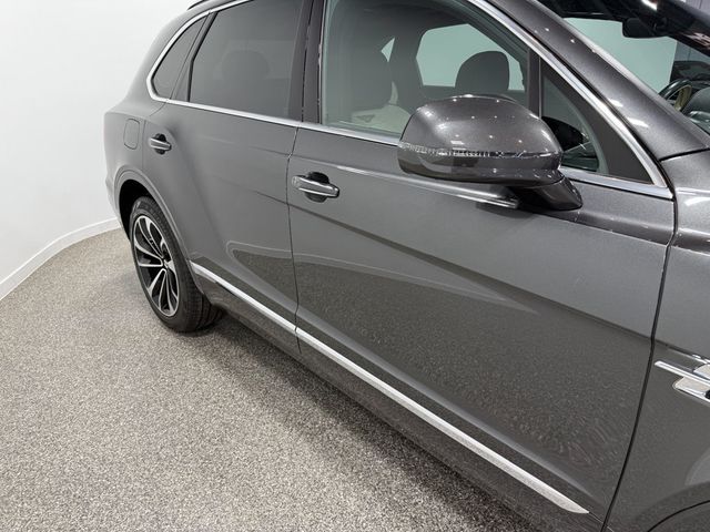 2018 Bentley Bentayga Activity Edition AWD - 23031109 - 2