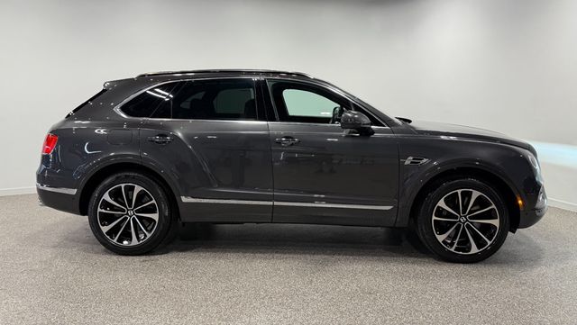 2018 Bentley Bentayga Activity Edition AWD - 23031109 - 31