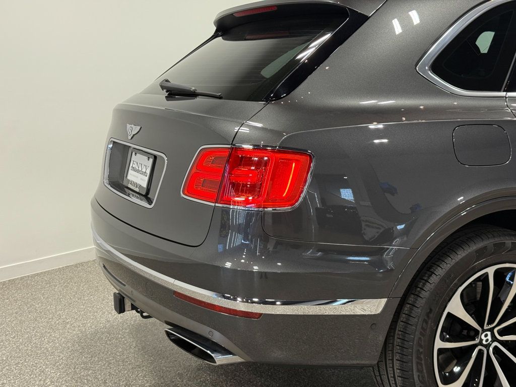 2018 Bentley Bentayga Activity Edition AWD - 23031109 - 35