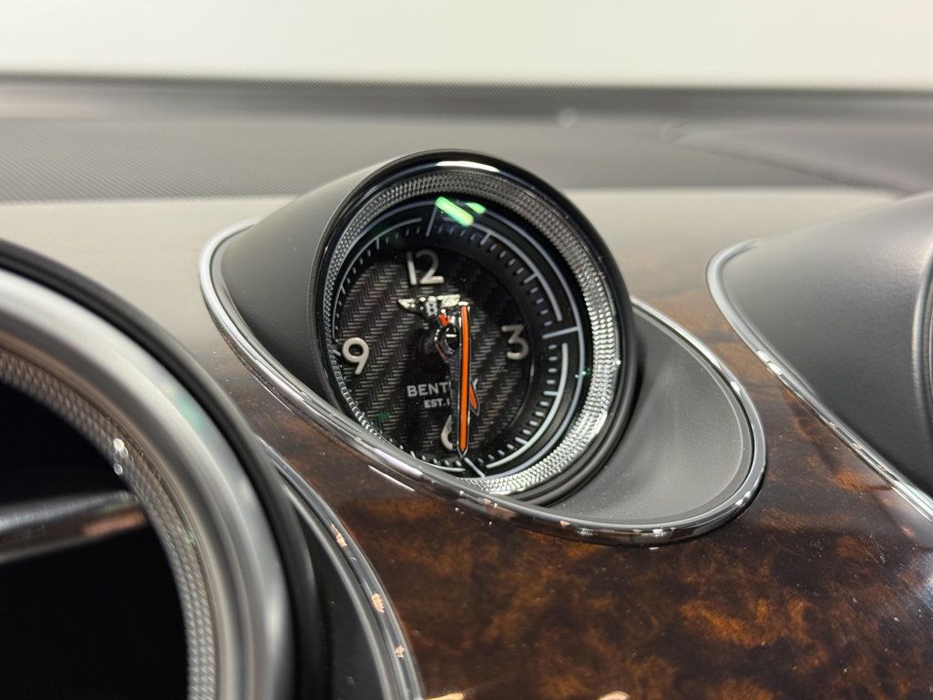 2018 Bentley Bentayga Activity Edition AWD - 23031109 - 40