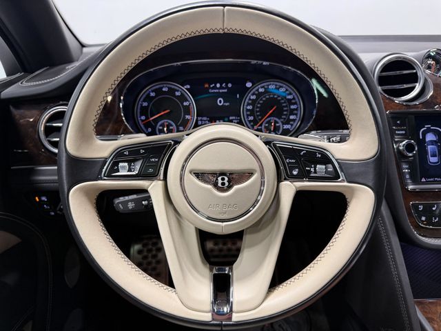 2018 Bentley Bentayga Activity Edition AWD - 23031109 - 44