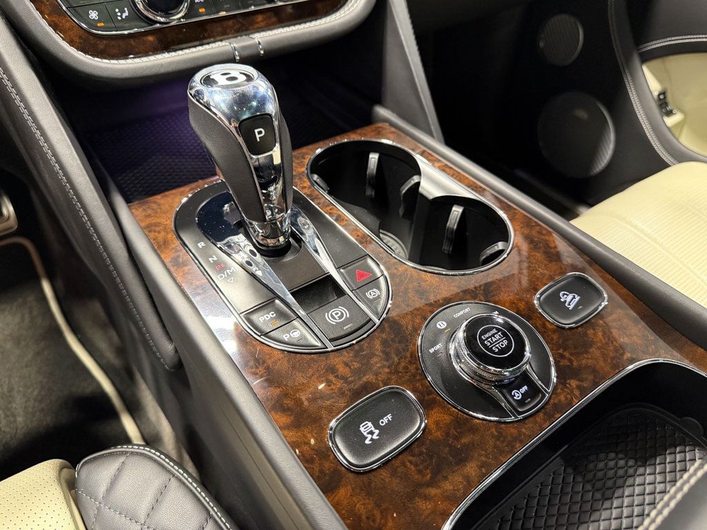 2018 Bentley Bentayga Activity Edition AWD - 23031109 - 45