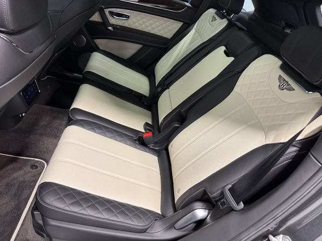 2018 Bentley Bentayga Activity Edition AWD - 23031109 - 52