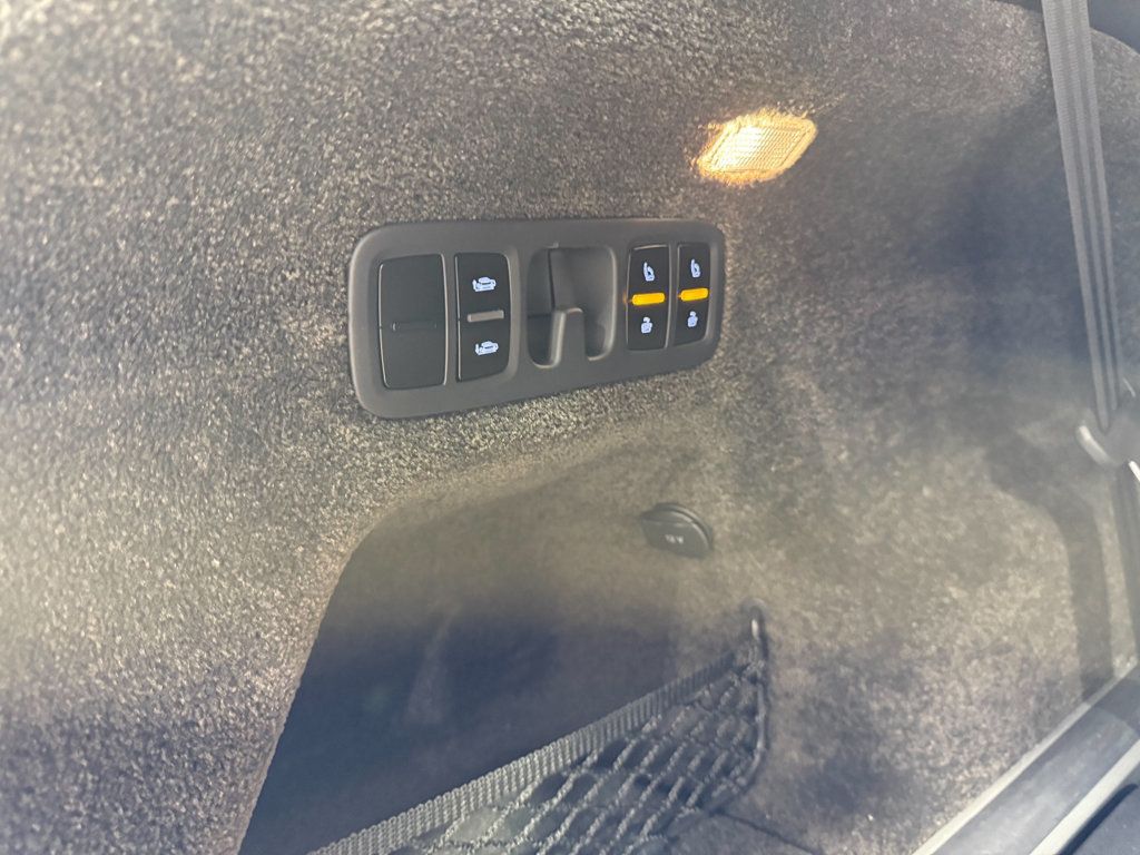 2018 Bentley Bentayga Activity Edition AWD - 23031109 - 68
