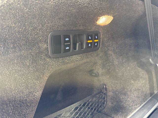 2018 Bentley Bentayga Activity Edition AWD - 23031109 - 68