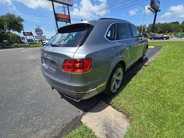 2018 Bentley Bentayga MSRP$258,780/DynamicRideCtrl/MoodLtng/ComfortSeatW/OCenterConsol - 23057536 - 1