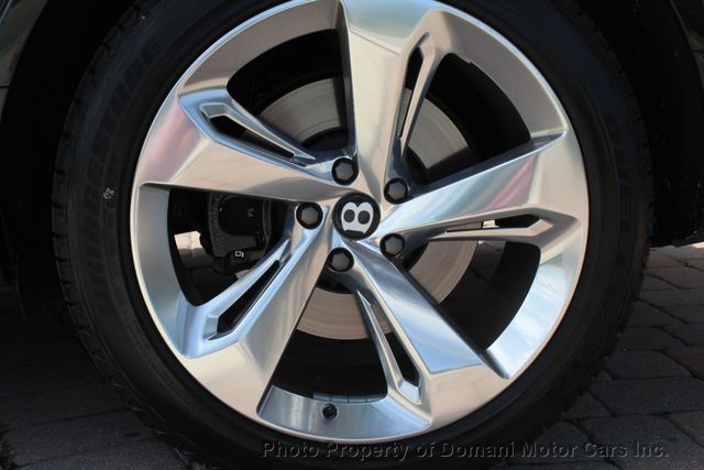 2018 Bentley Bentayga ONE FLORIDA OWNER,ORIGINALLY $ 275,420,SIGNATURE W12 - 21013509 - 27