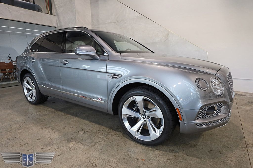 2018 Bentley Bentayga Onyx Edition AWD - 22935440 - 0