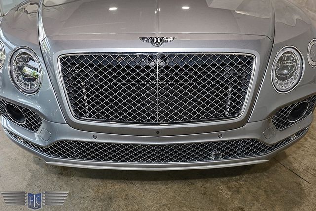 2018 Bentley Bentayga Onyx Edition AWD - 22935440 - 10