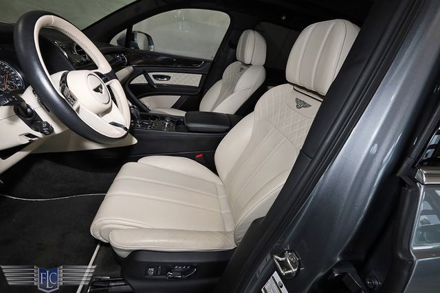 2018 Bentley Bentayga Onyx Edition AWD - 22935440 - 14