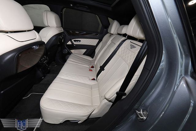 2018 Bentley Bentayga Onyx Edition AWD - 22935440 - 16