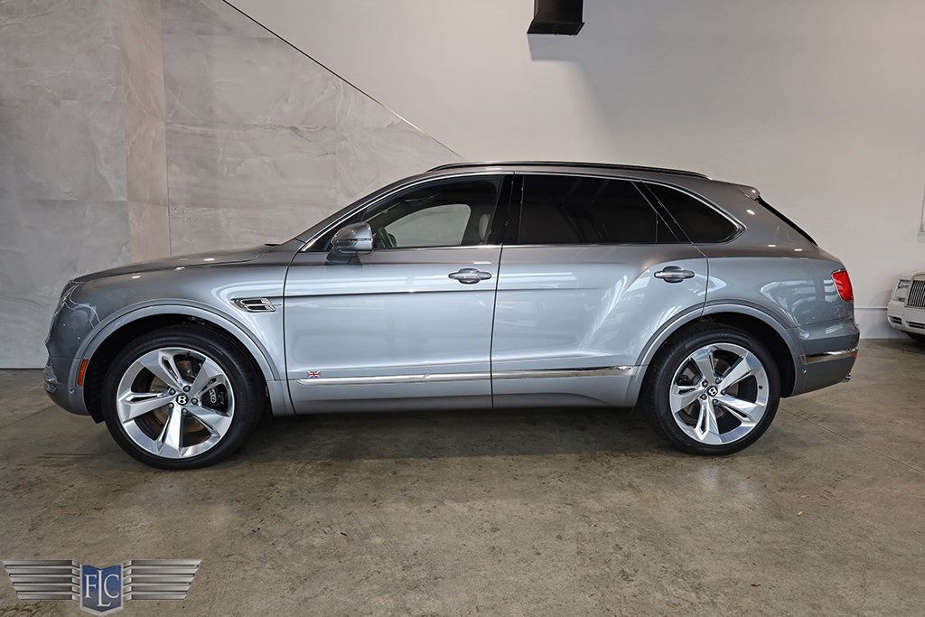 2018 Bentley Bentayga Onyx Edition AWD - 22935440 - 1