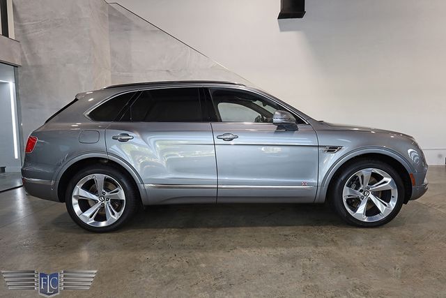 2018 Bentley Bentayga Onyx Edition AWD - 22935440 - 2