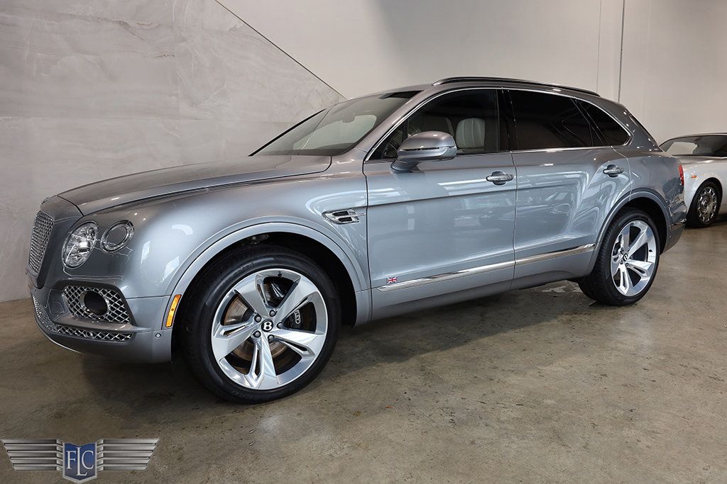 2018 Bentley Bentayga Onyx Edition AWD - 22935440 - 3