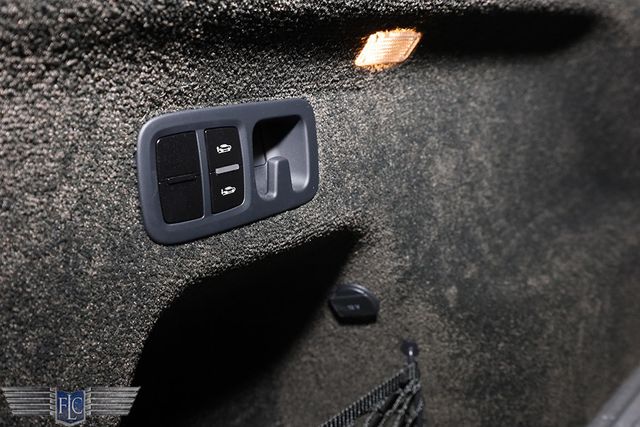 2018 Bentley Bentayga Onyx Edition AWD - 22935440 - 39