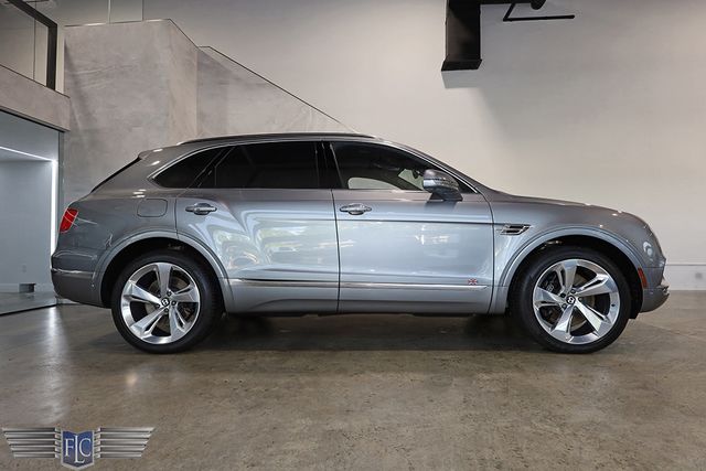 2018 Bentley Bentayga Onyx Edition AWD - 22935440 - 44