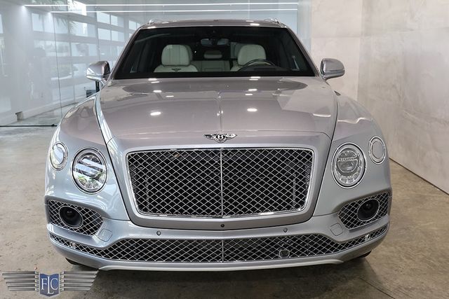2018 Bentley Bentayga Onyx Edition AWD - 22935440 - 6