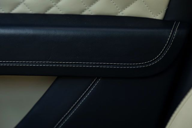 2018 Bentley Bentayga Onyx Edition AWD Clean Carfax - 22918383 - 16