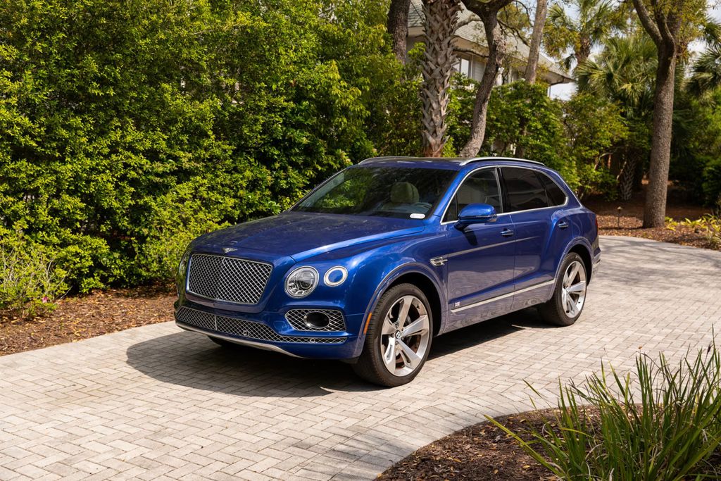 2018 Bentley Bentayga Onyx Edition AWD Clean Carfax - 22918383 - 1