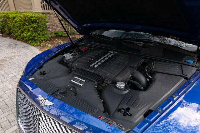 2018 Bentley Bentayga Onyx Edition AWD Clean Carfax - 22918383 - 35