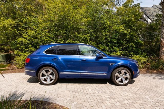 2018 Bentley Bentayga Onyx Edition AWD Clean Carfax - 22918383 - 3
