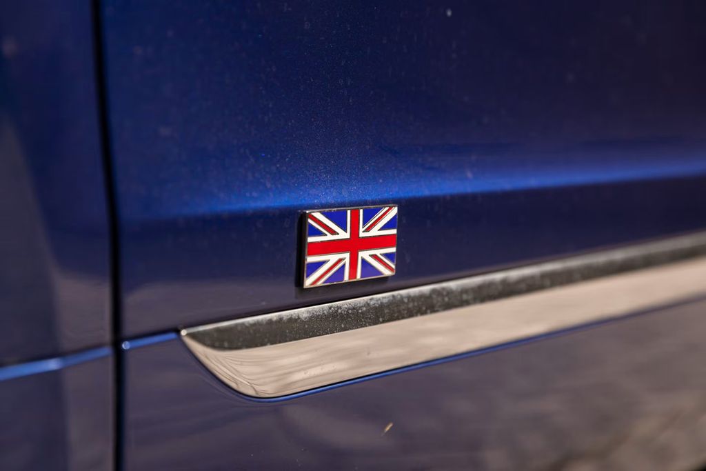 2018 Bentley Bentayga Onyx Edition AWD Clean Carfax - 22918383 - 42