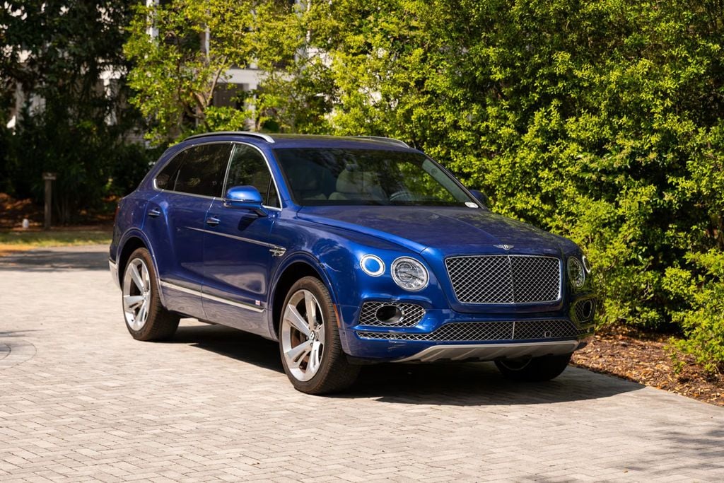 2018 Bentley Bentayga Onyx Edition AWD Clean Carfax - 22918383 - 4