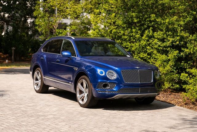 2018 Bentley Bentayga Onyx Edition AWD Clean Carfax - 22918383 - 4