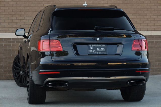 2018 Bentley Bentayga Signature Edition - 23078360 - 10