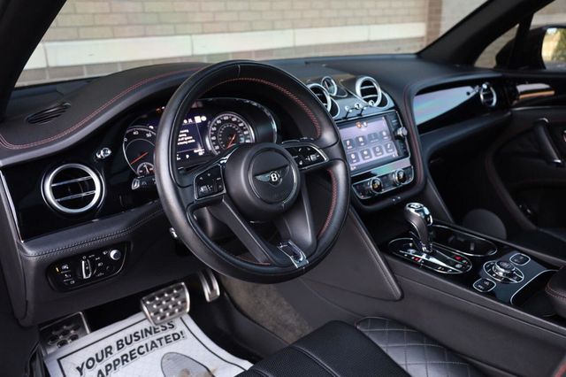 2018 Bentley Bentayga Signature Edition - 23078360 - 18