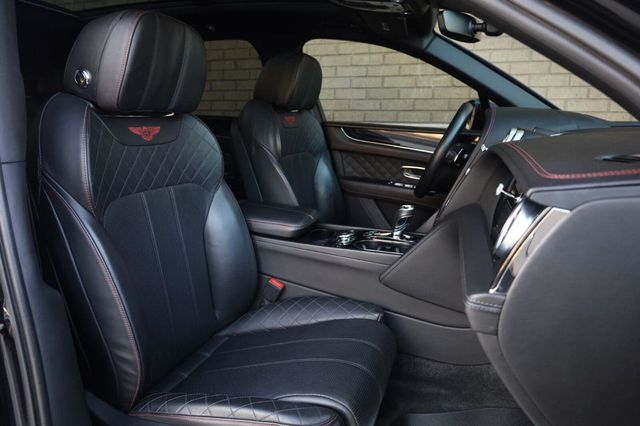 2018 Bentley Bentayga Signature Edition - 23078360 - 35