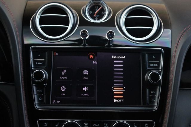 2018 Bentley Bentayga Signature Edition - 23078360 - 56