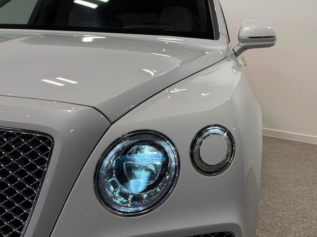 2018 Bentley Bentayga W12 Signature AWD - 23012681 - 9