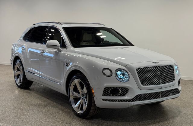 2018 Bentley Bentayga W12 Signature AWD - 23012681 - 24