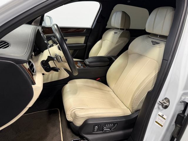 2018 Bentley Bentayga W12 Signature AWD - 23012681 - 2