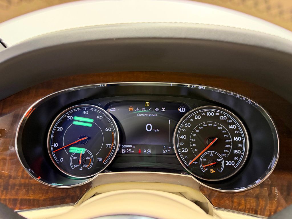 2018 Bentley Bentayga W12 Signature AWD - 23012681 - 46