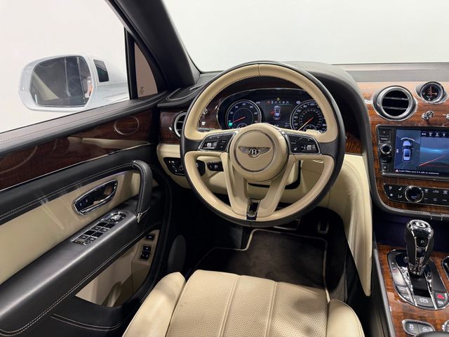 2018 Bentley Bentayga W12 Signature AWD - 23012681 - 55