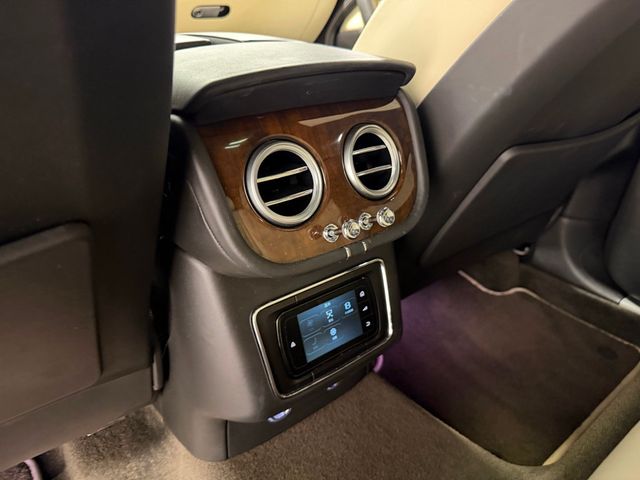 2018 Bentley Bentayga W12 Signature AWD - 23012681 - 58