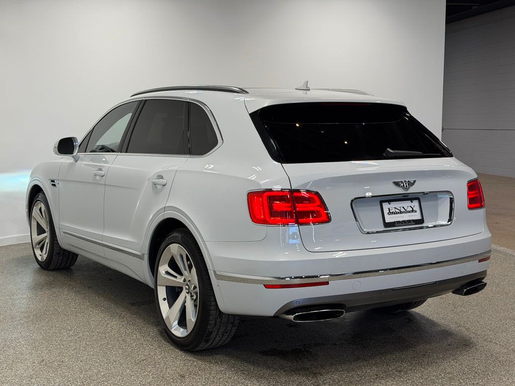 2018 Bentley Bentayga W12 Signature AWD - 23012681 - 69