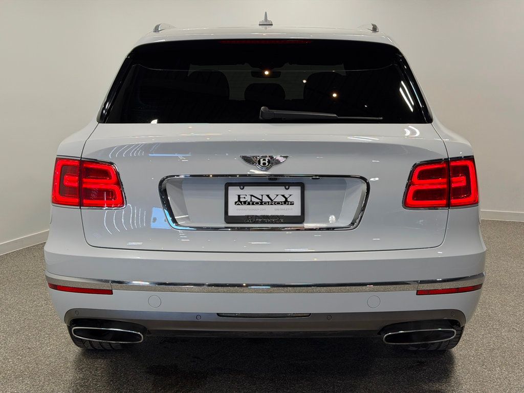 2018 Bentley Bentayga W12 Signature AWD - 23012681 - 70