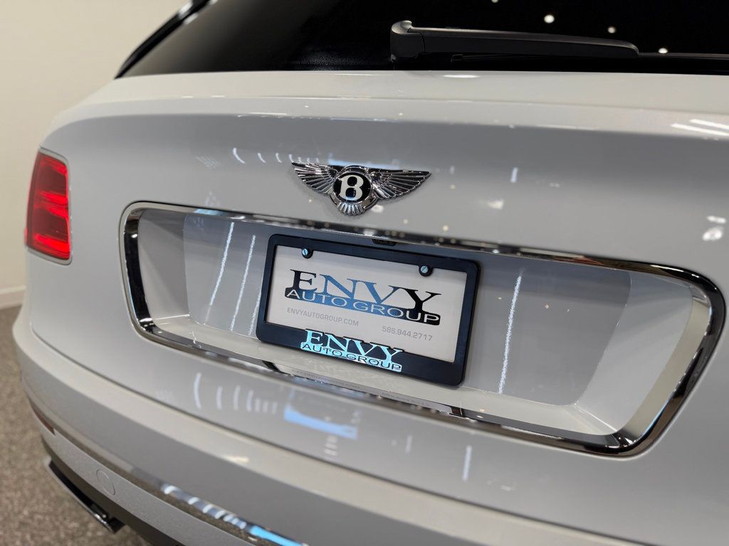 2018 Bentley Bentayga W12 Signature AWD - 23012681 - 72