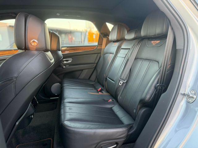 2018 Bentley Bentayga W12 Signature AWD - 22977457 - 12