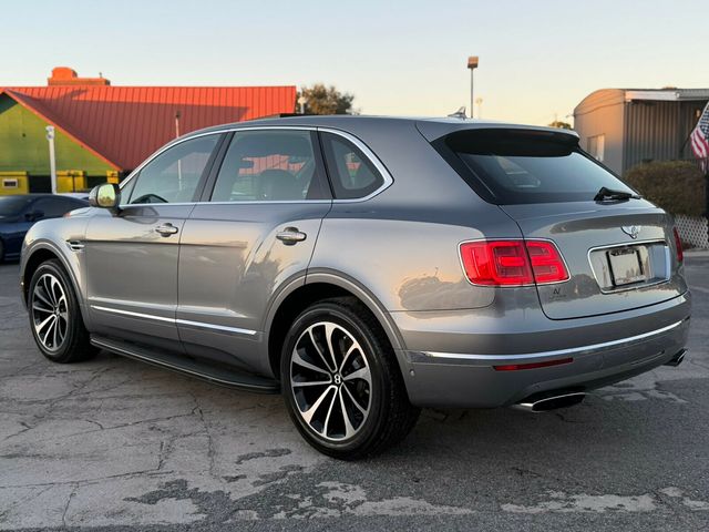 2018 Bentley Bentayga W12 Signature AWD - 22977457 - 2