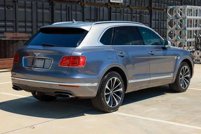 2018 Bentley Bentayga W12 Signature AWD - 23032669 - 13