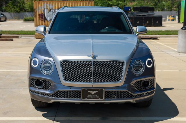 2018 Bentley Bentayga W12 Signature AWD - 23032669 - 21