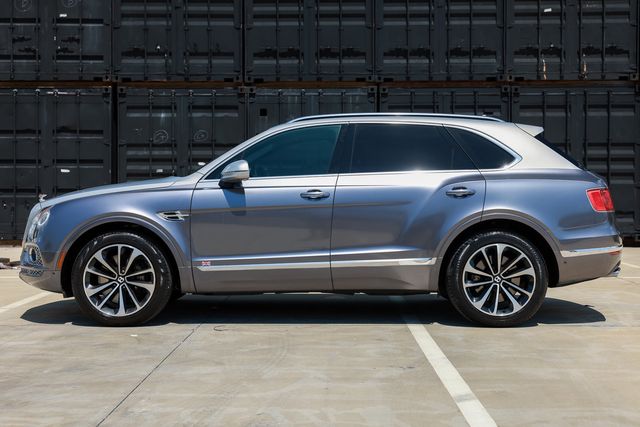 2018 Bentley Bentayga W12 Signature AWD - 23032669 - 3